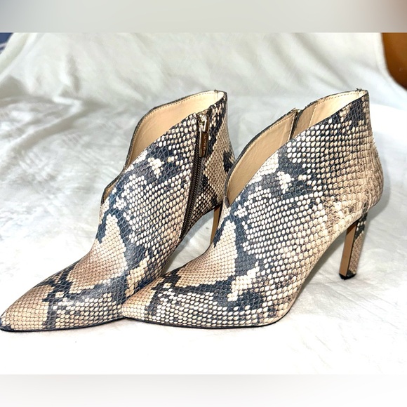 Vince Camuto Shoes - Vince Camuto Snakeskin Ankle Boots - Black and Cream